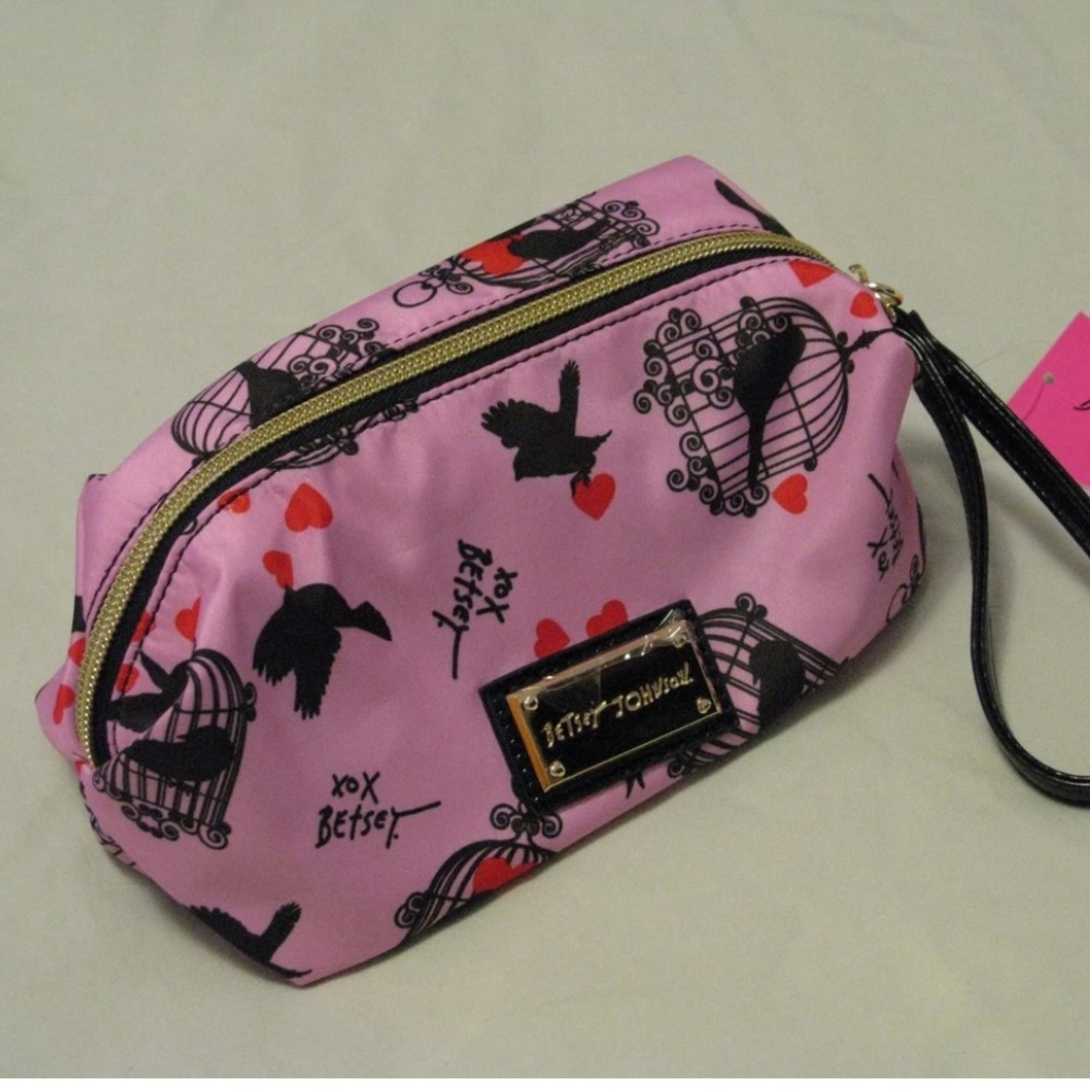 Betsey Johnson 'Lovebirds' Print Wristlet Bag NWT - Beautiful Romantic Style